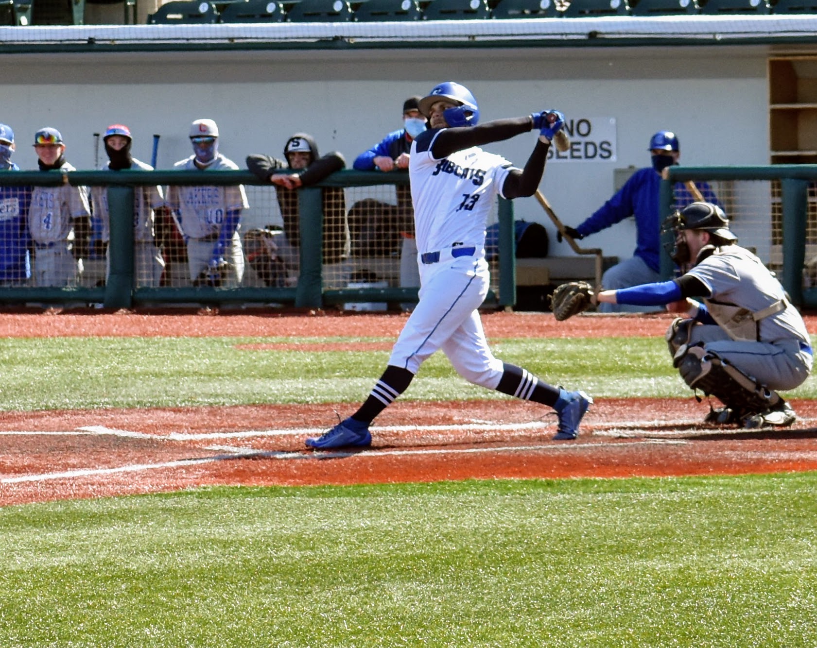Bobcats hand Owens first loss in midweek split